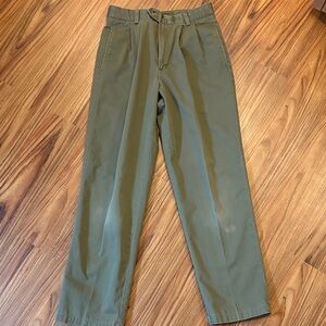 Khakis - Docker’s 30x32 Olive Green